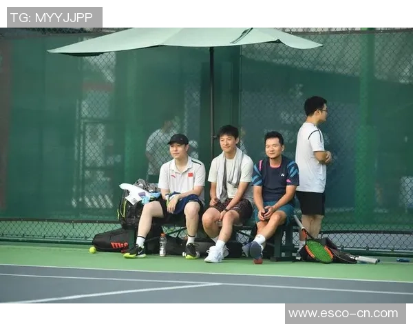 北京网球队在世锦赛中的团队协作展现出卓越实力与默契配合